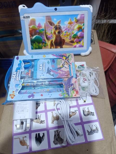 Kids tablet phone photo 1
