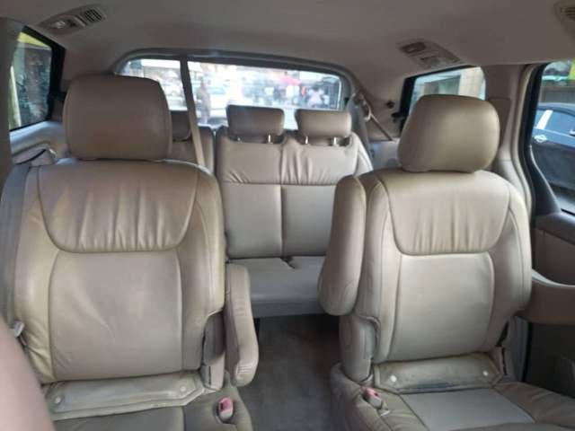 Tokunbo Toyota Sienna, 2008 Direct Tin Can photo 5